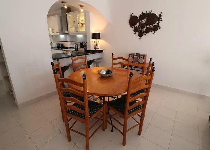 Apartment T2 Sao Rafael Hibiscus 18a - Albufeira, Algarve